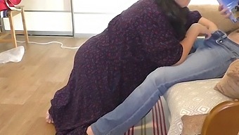 Real Mom Gives Son A Blowjob And Anal Sex