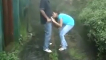 Indian Amateur Couple'S Passionate Public Encounter With Arab Teen Teen
