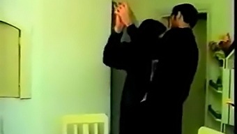 Turkish Couple'S Passionate Kissing Leads To Steamy Sex Session