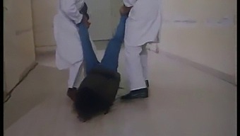 الجزء الأول من الفيلم الإباحي الكامل الذي يضم نيكيتا وأدائها الجذاب