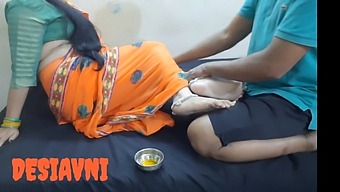 Desi Avni Gives Sensual Massage