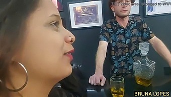 Bruna And Manuh Cortez Have Sex With The Bartender Malvadinho, Who Is Unable To Handle Brunas Three Breasts And Needs Malvado'S Assistance