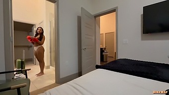 Big Natural Tits Step-Sis In Doggystyle For A Hot Scene.